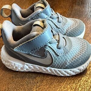 Nike Kids Gray Sneakers